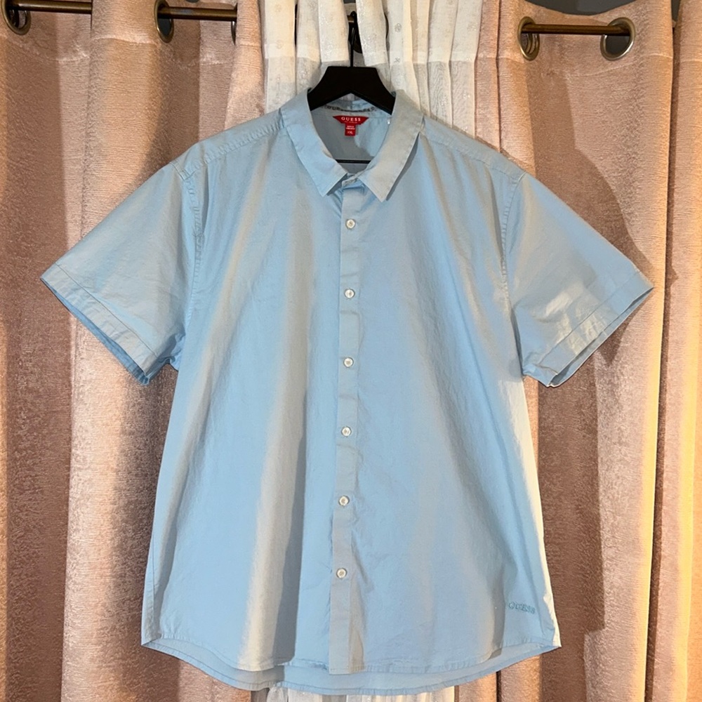 Guess Size XXL Pale Blue Short Sleeved Button Down Shirt